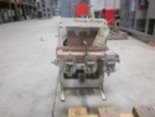 600 Amps, General Electric, AKU-2A-25-1, manually operated, drawout, #AB3762 - Image 2