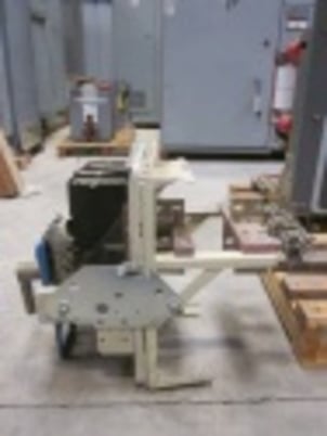 600 Amps, General Electric, AKU-2A-25-1, manually operated, drawout, #AB3762 - Image 3