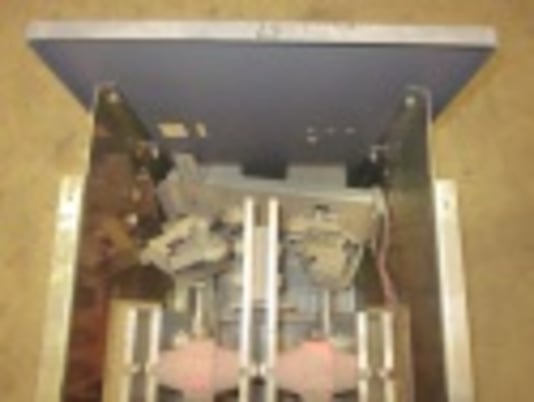 3200 Amps, Cutler-Hammer, 3200FT, electrically operated, drawout, #AB1067 - Image 7