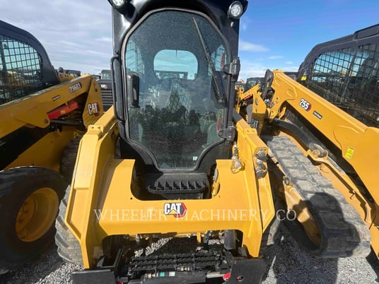 Cat 236D3 C3H2, Skid Steer Loader, 1270 hours, S/N: R4D00664, 2024 - Image 3