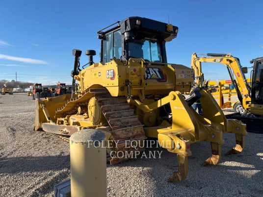 Caterpillar D6-20P30I, Crawler Dozer, 869 hours, S/N: KMT01103, 2023 - Image 4