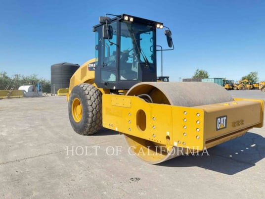 Caterpillar CS74B, Vibratory Single Drum Smooth, 1662 hours, S/N: CS400112, 2017 - Image 2