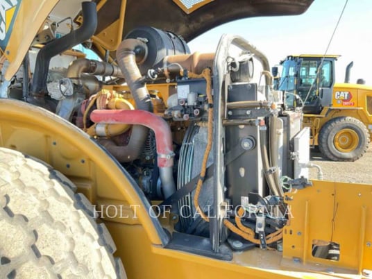 Caterpillar CS74B, Vibratory Single Drum Smooth, 1662 hours, S/N: CS400112, 2017 - Image 7