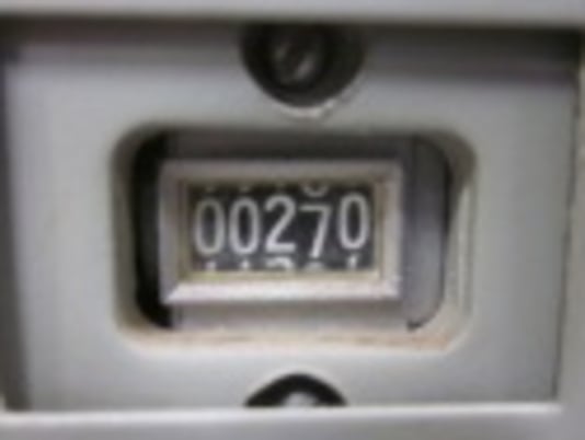 1200 Amps, General Electric, AM-13.8-500-5HB, electrically operated, drawout, #AB3051 - Image 1