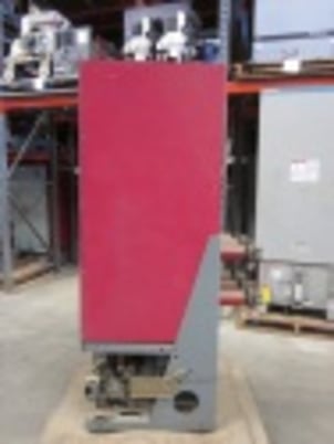 1200 Amps, Federal Pacific, 5-250, electrically operated, drawout, #AB4577 - Image 4