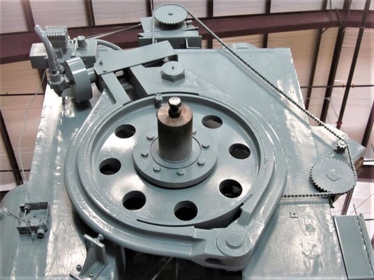 200 Ton, Federal #S2, 3" stroke, 29.5" Shut Height, 72" x36" bed, 50-170 SPM, 1985, reconditioned, video - Image 6