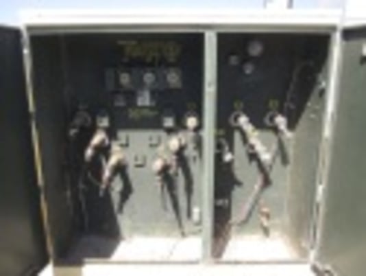 225 KVA 13800 Primary, 208Y/120 Secondary, General Electric, Oil, Outdoor, #LT4410 - Image 5