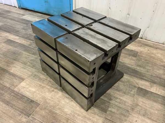 T-slotted box table, 20 x 18 x 16 - Image 1