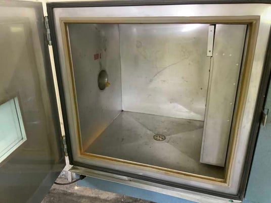 19-1/4" width x 22" H x 20-1/4" L Tenney oven, 350&deg;, 8" x 6" viewing window, 110/220 V. - Image 3