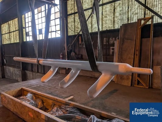 2000 gallon Pfaudler, 3-Finger Glass-Lined Baffle, 119" overall, 15" span, unused - Image 1