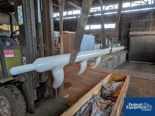 2000 gallon Pfaudler, 3-Finger Glass-Lined Baffle, 119" overall, 15" span, unused - Image 2