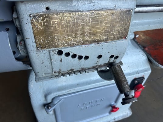 14" x 60" South Bend #8133E, Engine Lathe, 6" swing over cross slide, 1-1/4" spindle hole, inch threading - Image 3