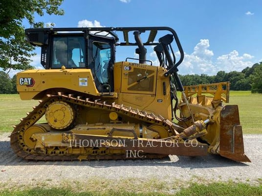 Caterpillar D6, Crawler Dozer, 2990 hours, S/N: KMT01037, 2022 - Image 5