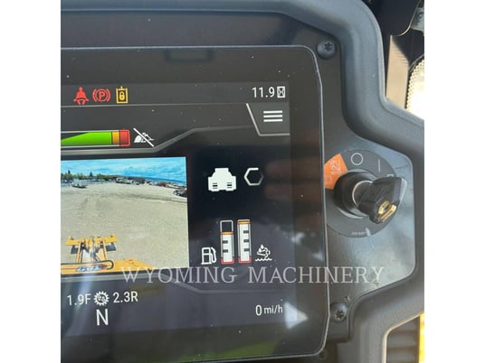 Caterpillar D4 VP, Crawler Dozer, 12 hours, S/N: KWM12043, 2025 - Image 5