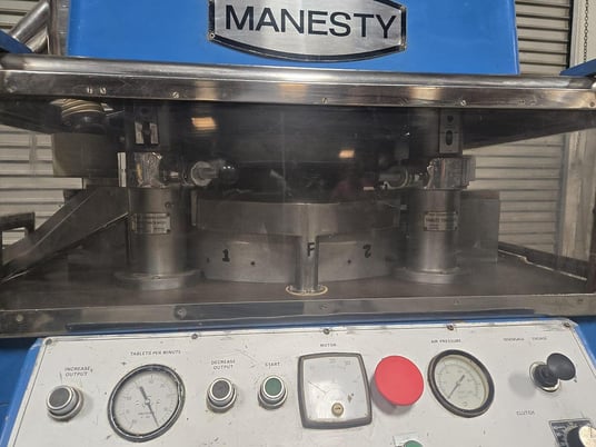 Manesty #Rotapress-Mark-III, high speed rotary multi station table press - Image 4