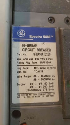 1200 Amp. General Electric Spectra Series, Panelboard, 7 Breakers 5x 250A & 2x 100A, 3PH, 4 Wire, 208Y/120 VAC - Image 8