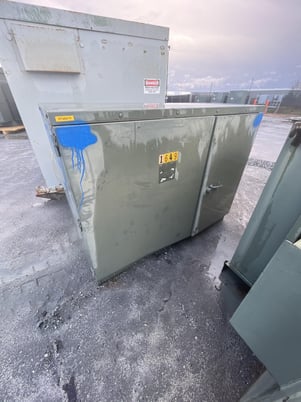 300 KVA 22860GY/13200 Primary, 480Y/277 Secondary, 3 phase, Padmount Transformer - Image 2