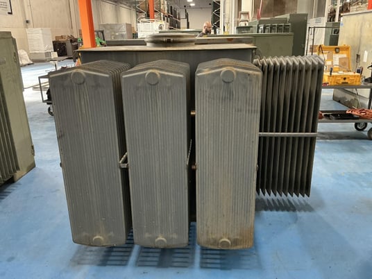 1000 KVA 12470 Delta Primary, 208Y/120 Secondary, 3 phase, Padmount Transformer - Image 3