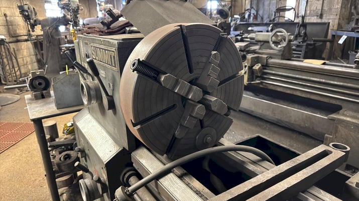 Summit #20-3X60, engine lathe, 3" bore, 17" chuck 4 jaw, tailstock, Steady Rest, Follow Rest, coolant tray - Image 10