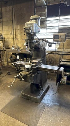 Bridgeport, Vertical Mill, 9" x 48" Table, variable speed, 2 HP, AcuRite digital read out, Jacobs chuck - Image 4
