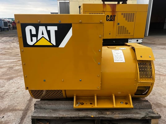 545 KW, Caterpillar #SR4B, generator end to fit 3412 or C18, 2008 - Image 1