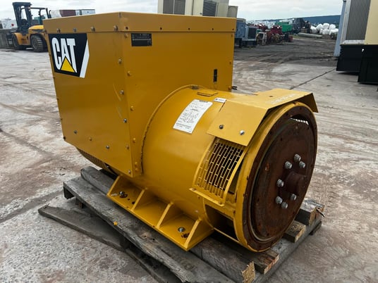 545 KW, Caterpillar #SR4B, generator end to fit 3412 or C18, 2008 - Image 2