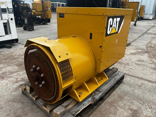 545 KW, Caterpillar #SR4B, generator end to fit 3412 or C18, 2008 - Image 4