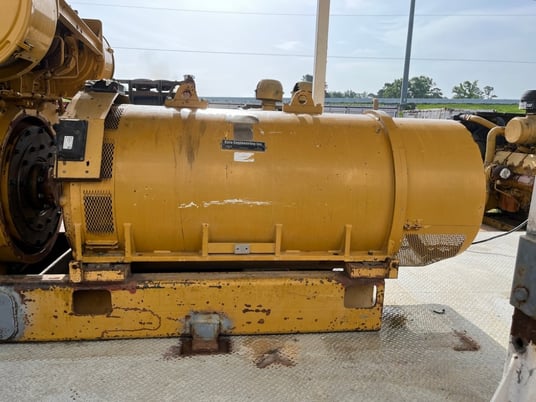 1365 KW Caterpillar #3512C, Land Electric Generator Set, 26281 Hrs., 600 Volts, Oilfield Package, 2014 - Image 9