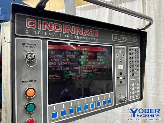 90 Ton, Cincinnati #90AFx10, CNC hydraulic press brake, 12' overall, 126" between housing, 10" stroke, 1990 - Image 9