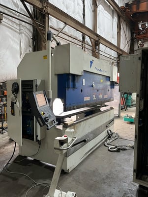 121 Ton, Trumpf #Trumabend-C110, CNC hydraulic press brake, 10.2'OA, 105.9" between housing, 7.87" stroke - Image 3
