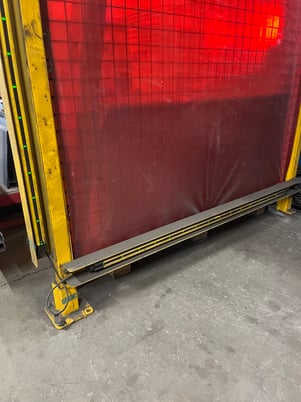 Motoman, under power 6, long reach welding robot, Miller 452 welder, ferris wheel positioner 500 kg per side - Image 6