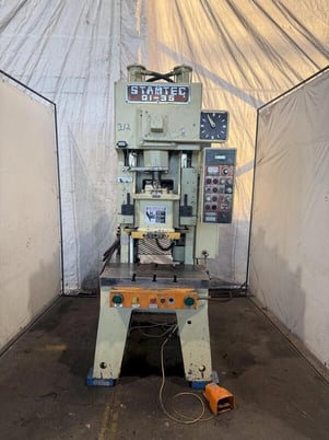 35 Ton, Stamtec #G1-35, gap frame press, 2.75" stroke, 8.66"Shut Height, 2.17"adj., 40-120 SPM, 31" x15.5"bed - Image 3