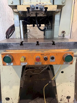 35 Ton, Stamtec #G1-35, gap frame press, 2.75" stroke, 8.66"Shut Height, 2.17"adj., 40-120 SPM, 31" x15.5"bed - Image 9
