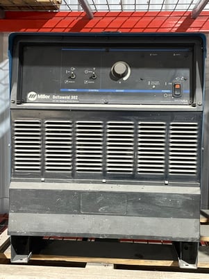 Miller #DeltaWeld-302, w Model 70 Dual Wire Feeder - Image 1