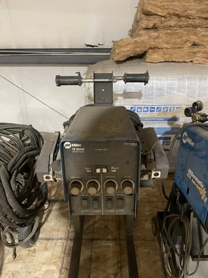 Miller #DeltaWeld-302, w Model 70 Dual Wire Feeder - Image 2