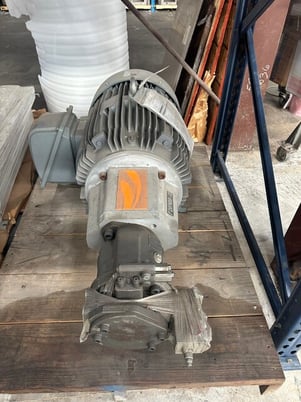 34 GPM Womack Systems Hydraulic pump, 60 HP, 460 V., 68.4 AMP Draw, 1775 RPM - Image 2