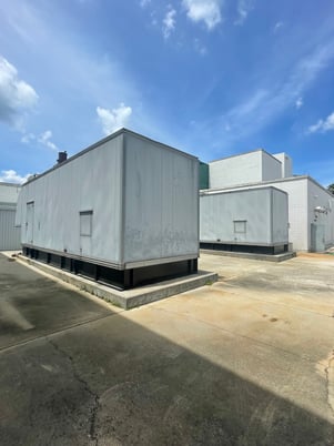 1750 KW Caterpillar #3516, 480 Volts, low hour - Image 2