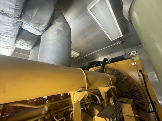 1750 KW Caterpillar #3516, 480 Volts, low hour - Image 10