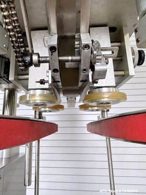 Kaps-All #E, explosion proof Screw Capper, C-frame, 4 quill, up to 74mm caps, sngl grip stabilizing, 120 V. - Image 6