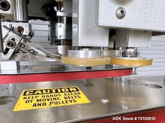 Kaps-All #E, explosion proof Screw Capper, C-frame, 4 quill, up to 74mm caps, sngl grip stabilizing, 120 V. - Image 7