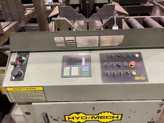 18.5" x 20.5" Hyd-Mech #V-18A, automatic vertical bandsaw, 1.25" blade, 65-385 FPM, 26" x 93" infeed table - Image 5