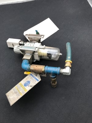 SMC AW40-F04E-B Filter Regulator w/ Assembly USED - Image 2