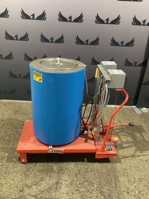 Wenesco high temperature industrial kettle with lifting table used - Image 1