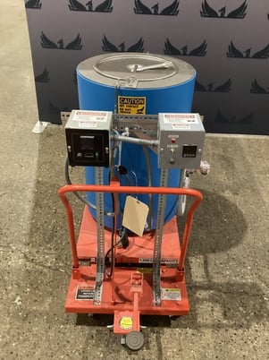 Wenesco high temperature industrial kettle with lifting table used - Image 2