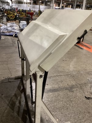 Modular Incline Redirect Table USED - Image 4