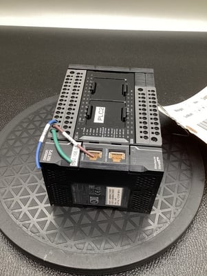 OMRON NX1P2-1140DT1 CPU Power Controller USED - Image 2