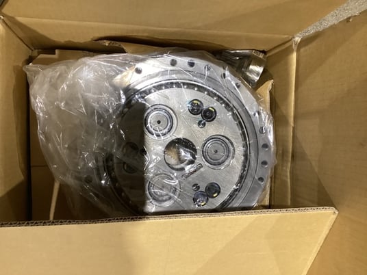 Nacchi RV-320E-185, reduction gear motors, new in box - Image 3