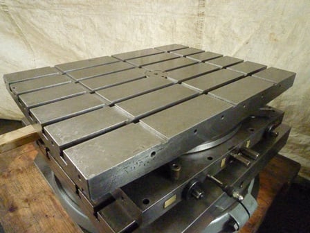 30" x 40" Devlieg #AM, Rotary Table, 5 T-Slots, 8" H, free turn w/ air lift - Image 2