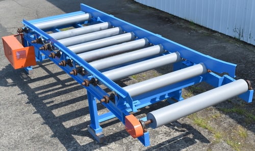 51" wide x 14' long, Powered roll case 14FT, 9 rolls, 51" x 6" diameter, chain drive power rolls - Image 3