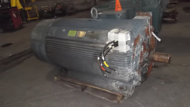 500 HP 1800 RPM Siemens, Frame 5810S, TEFC BB, 2300 Volts - Image 2